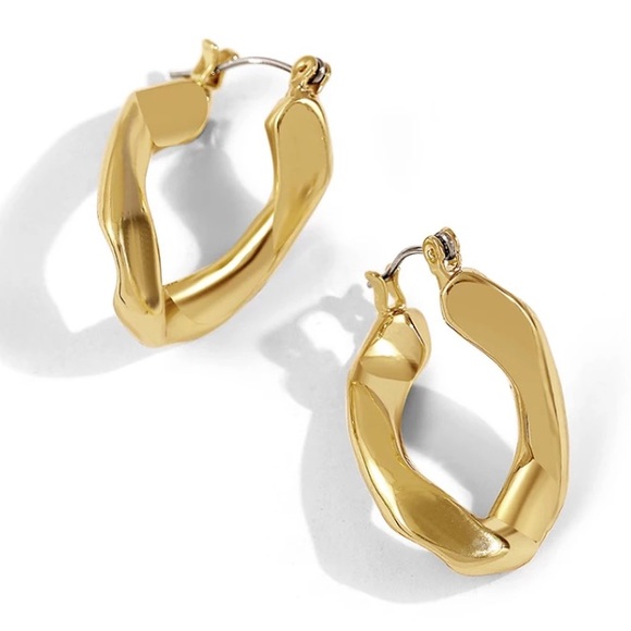 Anthropologie Jewelry - Michel Gold Chain Link Hoop Earrings!